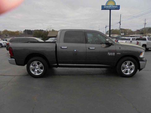 Used 2015 RAM 1500 Lone Star image 2