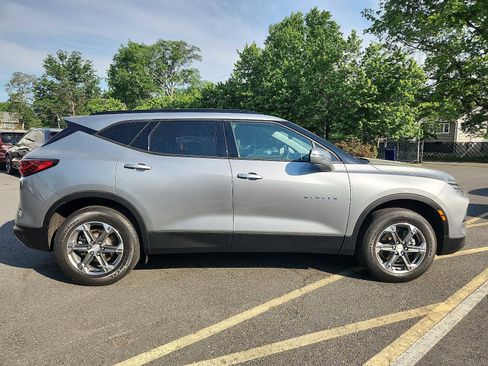 Used 2023 Chevrolet Blazer LT AWD/4WD image 7