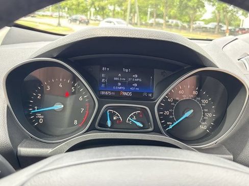 Used 2019 Ford Escape SEL FWD image 25