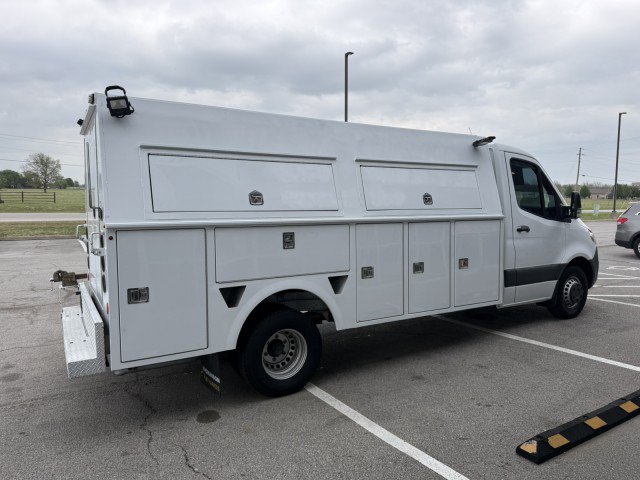 Used 2019 Freightliner Sprinter 3500 w/ Premium Package RWD image 3