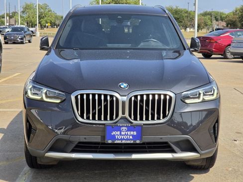 Used 2024 BMW X3 xDrive30i AWD/4WD image 3