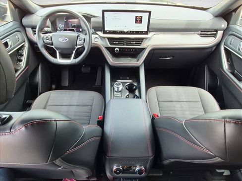Used 2025 Ford Explorer ST-Line AWD/4WD image 18