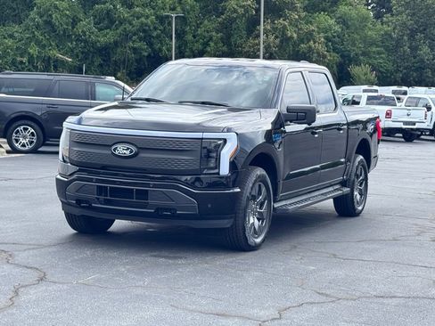 Used 2025 Ford F150 Lightning Flash AWD/4WD image 2