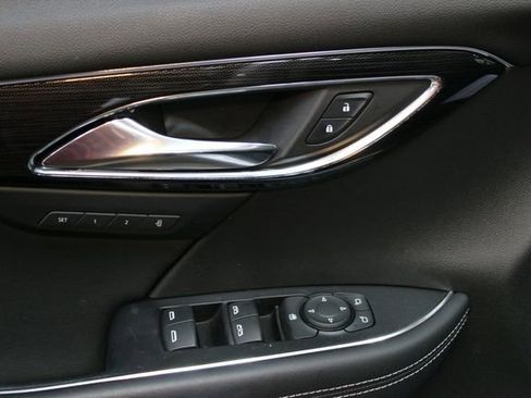 Used 2023 Buick Envision Essence FWD image 18