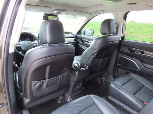 Certified 2021 Kia Telluride SX w/ SX Prestige Package AWD/4WD image 24