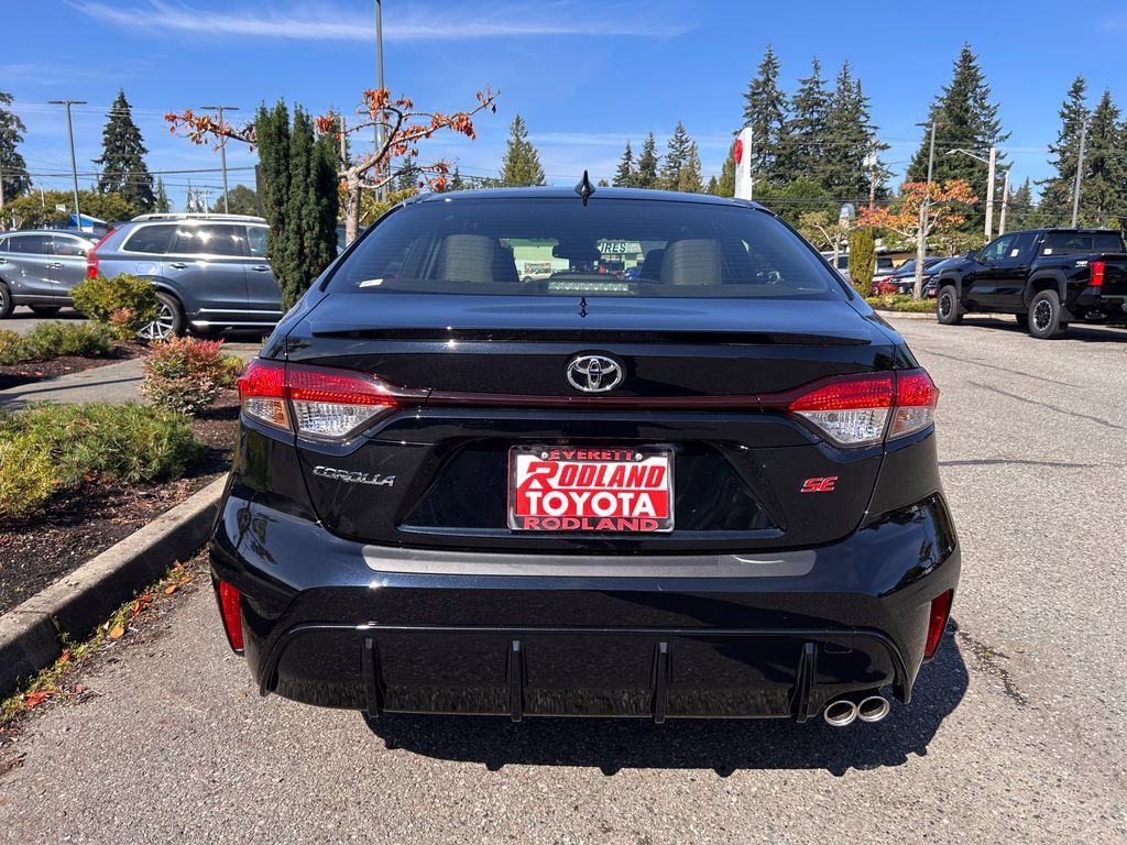 Certified 2026 Toyota Corolla SE w/ SE Package FWD image 7