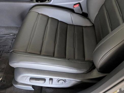 New 2026 Honda CR-V EX-L image 4