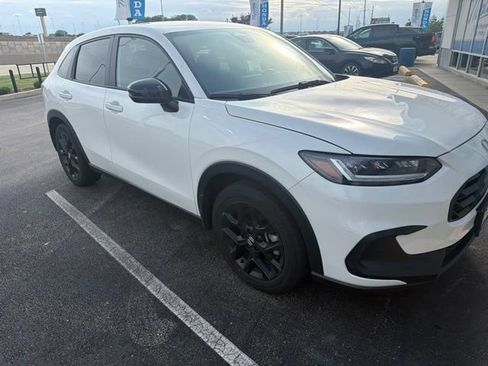 Used 2024 Honda HR-V Sport image 6