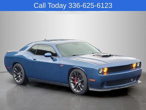 Used 2021 Dodge Challenger R/T Scat Pack w/ Shaker Package RWD image 6