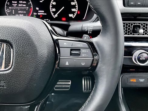 Used 2024 Honda Civic Sport image 23