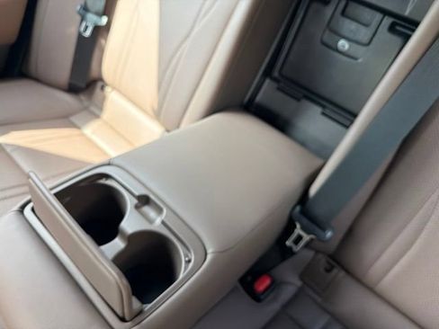 Used 2024 Lexus ES 300h Ultra Luxury w/ Accessory Package (Z2) FWD image 35