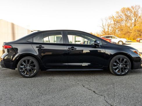 Used 2024 Toyota Corolla SE image 5