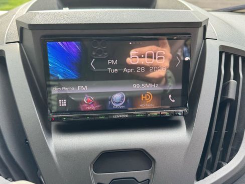 Used 2015 Ford Transit 350 XLT RWD image 27