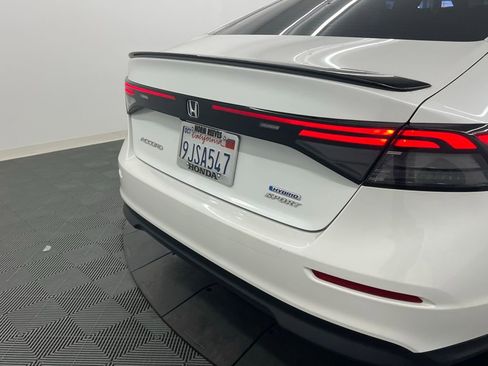 Used 2024 Honda Accord Sport image 6