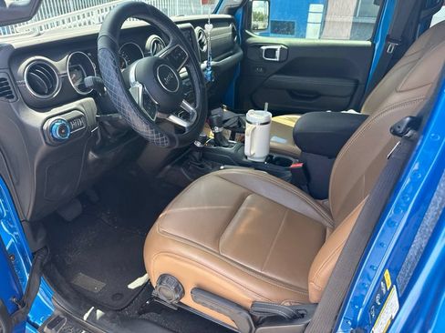 Used 2022 Jeep Wrangler Unlimited Sahara w/ LED Lighting Group AWD/4WD image 12