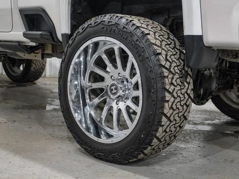 Used 2022 GMC Sierra 2500 Denali w/ Denali Ultimate Package AWD/4WD image 62