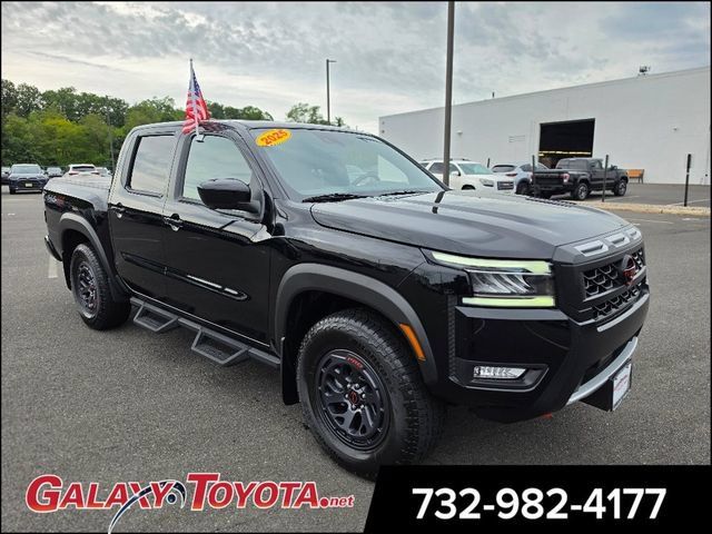Used 2025 Nissan Frontier PRO-4X w/ Pro Premium Package AWD/4WD image 1