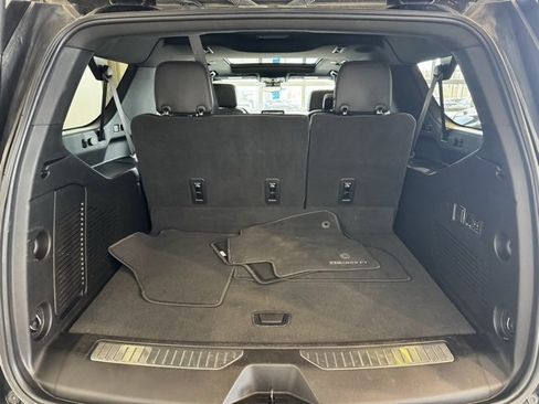 Certified 2023 Chevrolet Suburban High Country image 42