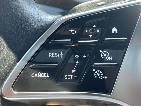 Used 2024 Mercedes-Benz CLA 250 4MATIC image 24