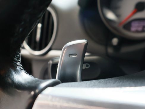 Used 2011 Porsche Boxster S image 18