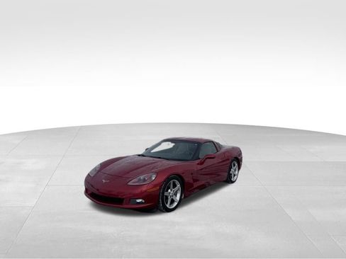Used 2005 Chevrolet Corvette Coupe w/ Preferred Equipment Group image 5