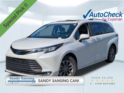 Used 2023 Toyota Sienna XLE