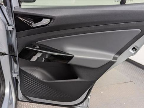 Used 2021 Volkswagen ID.4 Pro w/ ID.4 Protection Package image 18