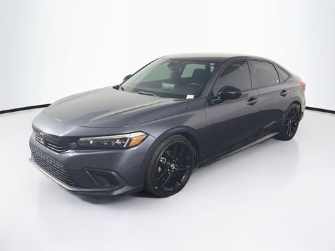 Used 2024 Honda Civic Sport image 3
