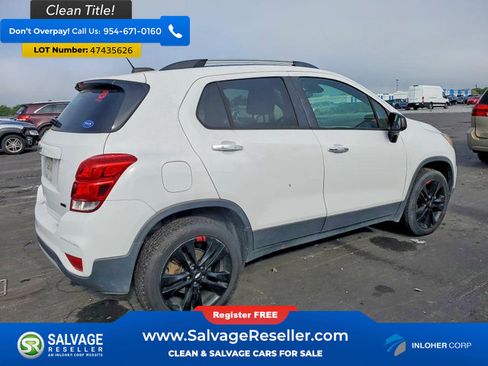 Used 2018 Chevrolet Trax LT w/ Redline Edition image 4
