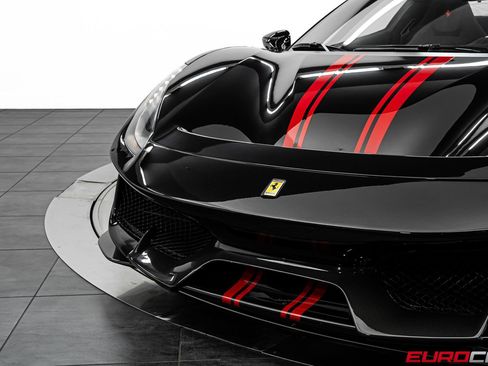 Used 2020 Ferrari 488 Pista Spider RWD image 15