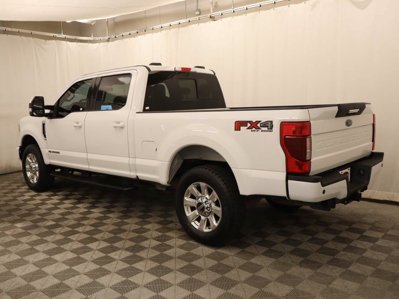 Used 2022 Ford F250 Lariat AWD/4WD image 3