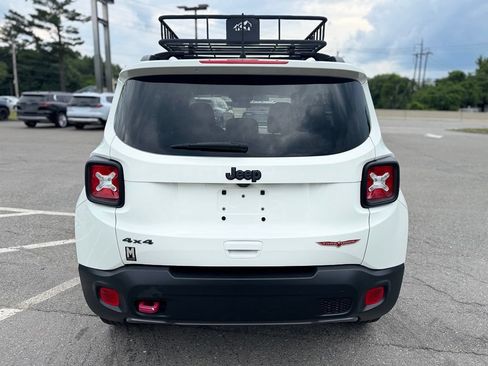 Used 2020 Jeep Renegade Trailhawk AWD/4WD image 6