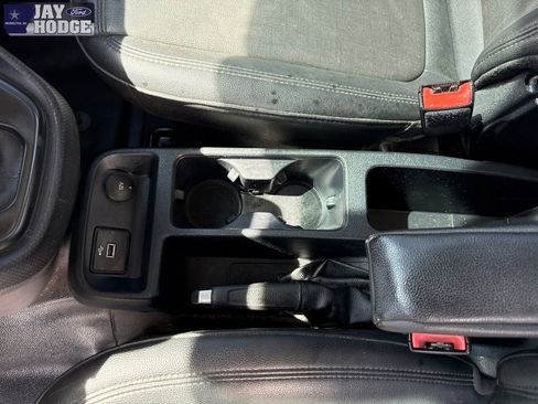 Used 2023 Ford Transit Connect XL image 34