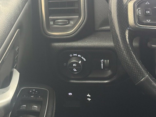 Used 2020 RAM 1500 Sport w/ Comfort & Convenience Group AWD/4WD image 11