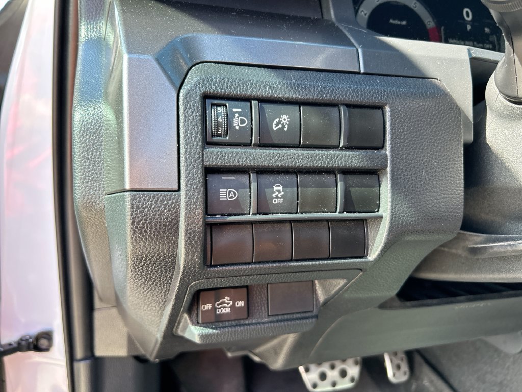 Used 2025 Toyota Tacoma TRD Sport AWD/4WD image 14