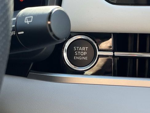 New 2026 Mitsubishi Outlander SE FWD image 23