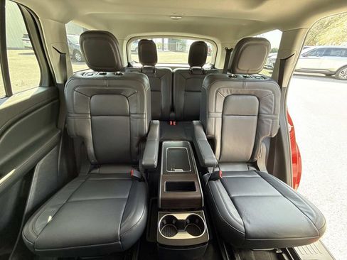New 2025 Lincoln Aviator Reserve w/ Luxury Package image 34