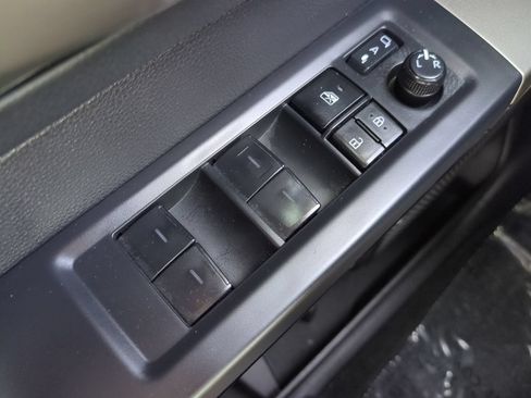 Used 2024 Toyota Tundra Limited AWD/4WD image 24