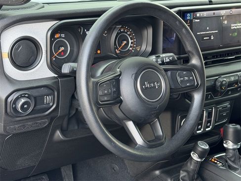 Used 2025 Jeep Wrangler Sport image 10