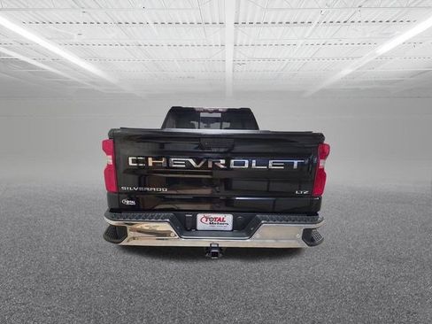 Used 2020 Chevrolet Silverado 1500 LTZ w/ LTZ Premium Package image 7