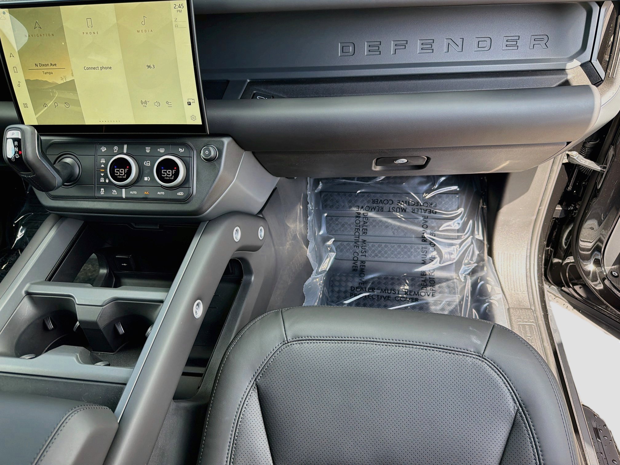 New 2026 Land Rover Defender 110 X-Dynamic SE AWD/4WD image 18