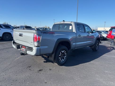 Used 2020 Toyota Tacoma TRD Off-Road image 5