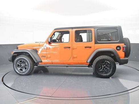 Used 2025 Jeep Wrangler Sport image 3