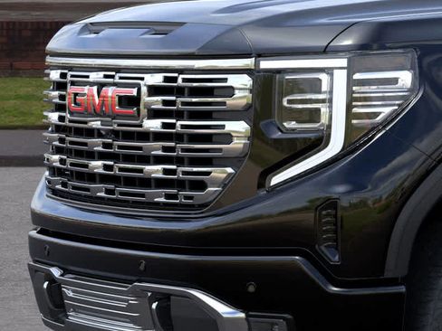 New 2025 GMC Sierra 1500 Denali image 13