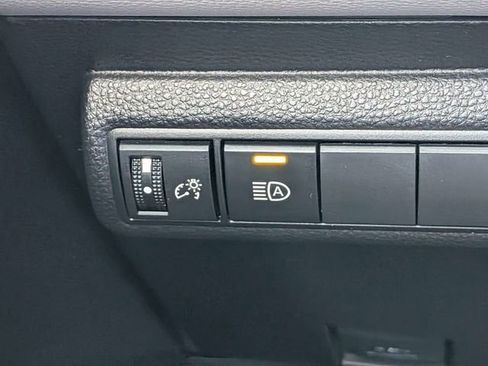 Used 2023 Toyota Corolla LE FWD image 23