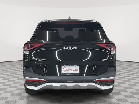Used 2023 Kia Sportage EX image 6