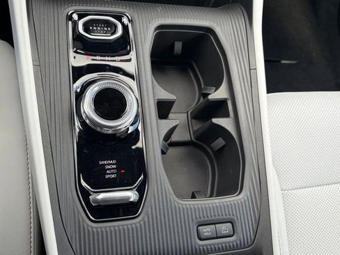 New 2026 Jeep Cherokee Limited image 24