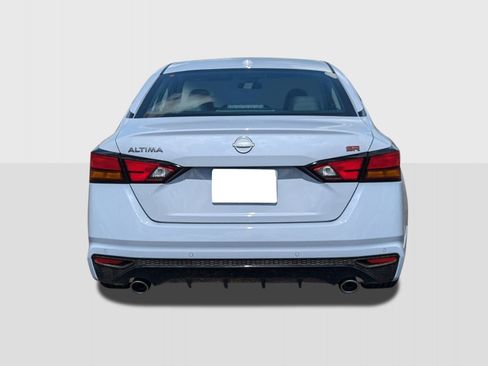 New 2025 Nissan Altima 2.5 SR image 4