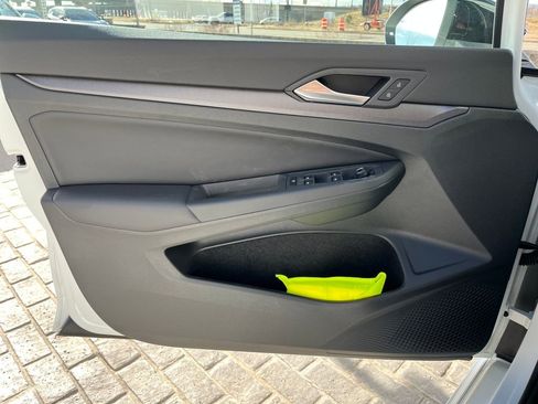 New 2026 Volkswagen Golf image 19