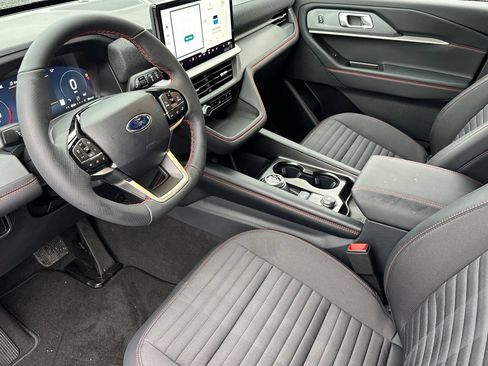 New 2026 Ford Explorer ST-Line w/ Premium Package RWD image 9